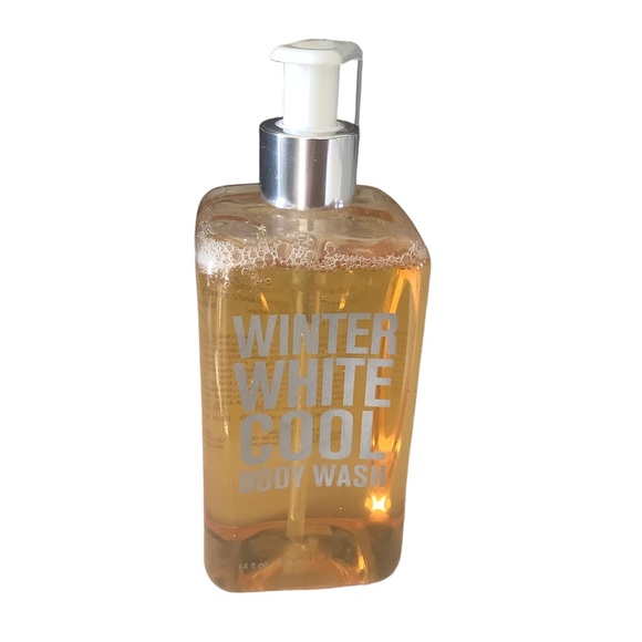 Bath and body works white cool body wash 14 oz jasmine cashmere woods Sold Out! - Picture 1 of 3